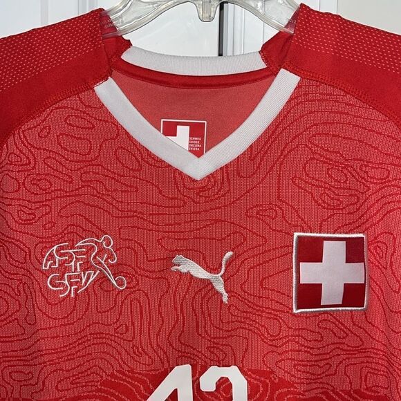 puma Red Swiss Switzerland National Team Authentic Player Away Soccer jersey L - Picture 2 of 5
